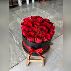 BOX DE ROSAS NINA